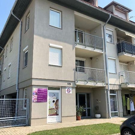 Tavirozsa 1A Apartment Hévíz Екстериор снимка